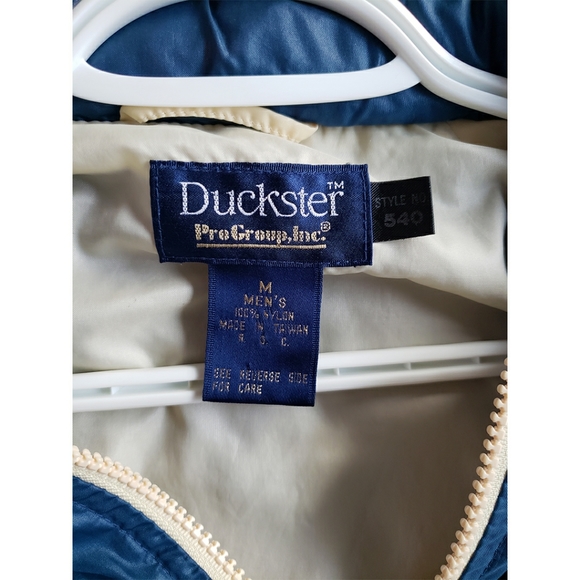 Oyster Bay Windbreaker (Medium) - Picture 8 of 8